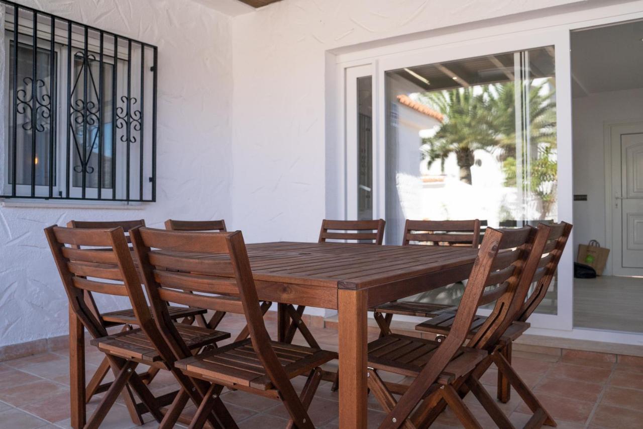 Villa Ohana Roquetas de Mar Exteriör bild